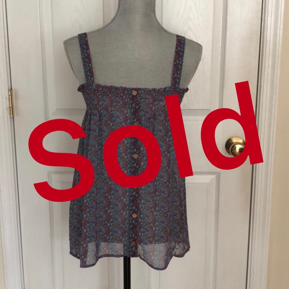 Women’s floral top